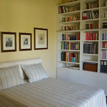 فيلة Sleeps 9 Pool Air Con Wifi Lequile